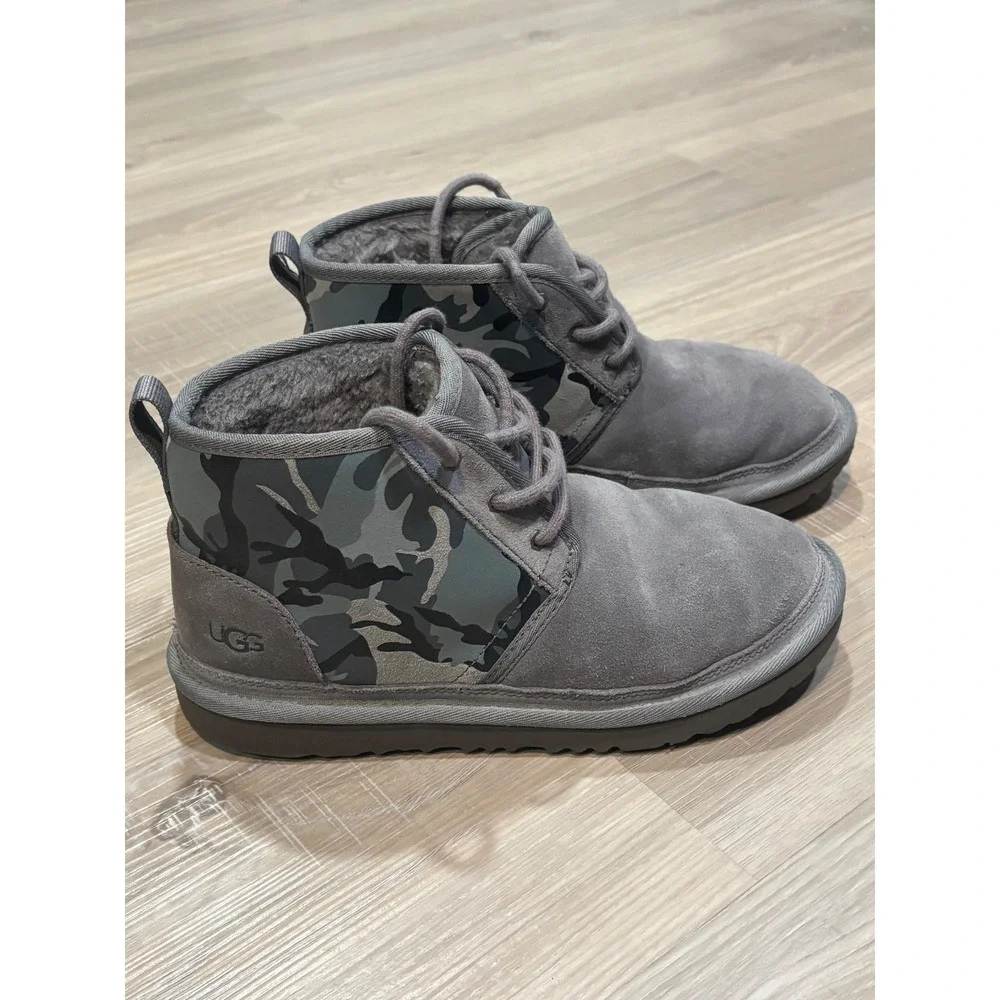 UGG Neumel Camo Grey Suede Lace Up Boots Kids Size 5 1116132K